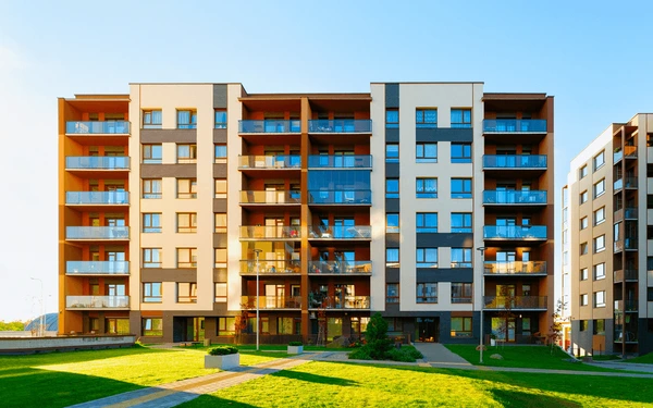 Diaspora-Friendly Listings